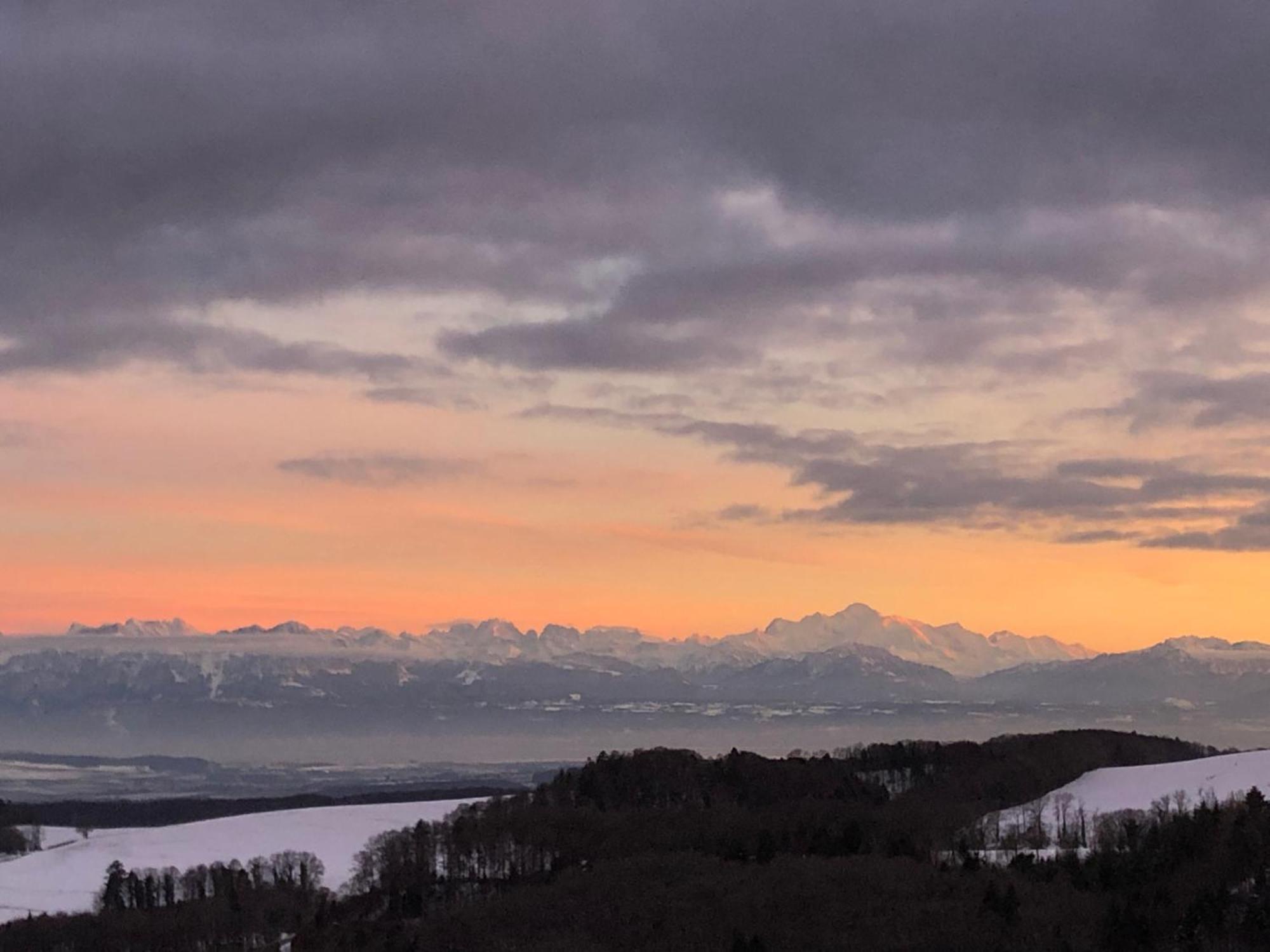La Croisee Des Chemins Premier Bagian luar foto