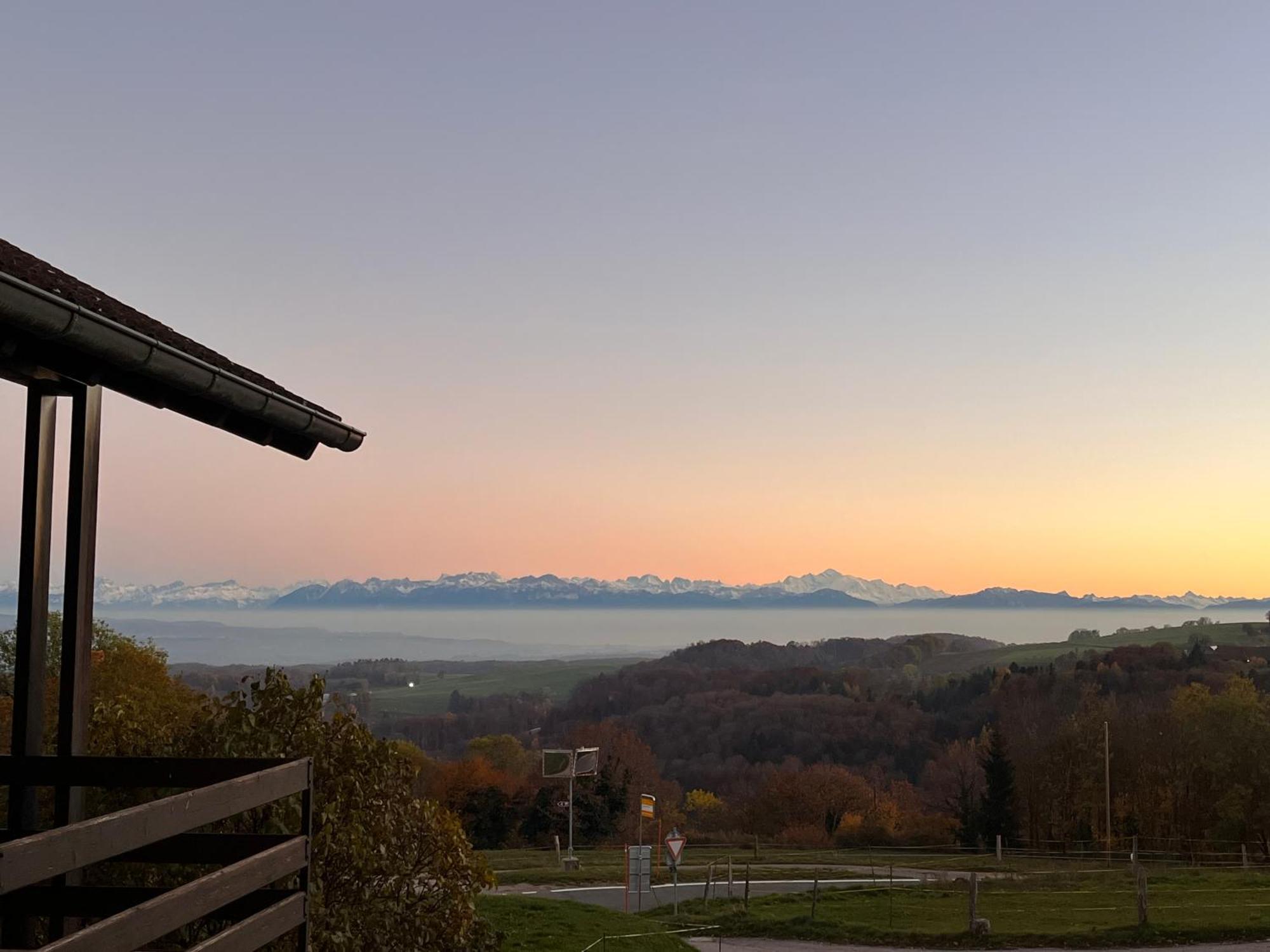 La Croisee Des Chemins Premier Bagian luar foto